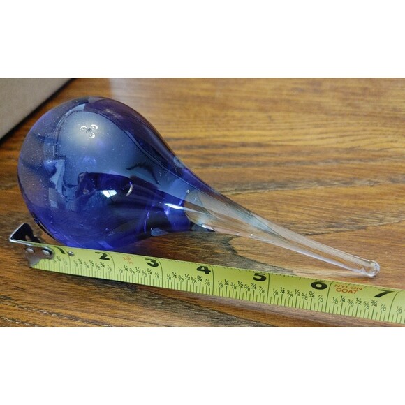 Lovely Glass Blue To Clear Tear Drop Controlled Bubbles Over 7 Inches READ - Picture 4 of 7